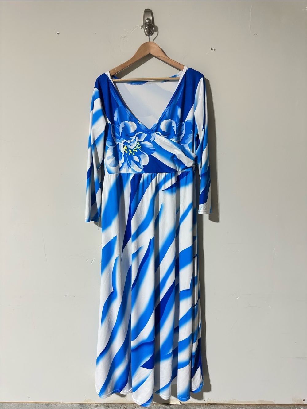 Women’s Blue & White Floral Faux Wrap Maxi Dress – Size XL